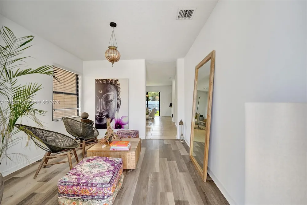 650 NE 191st Ter Miami, FL 33179