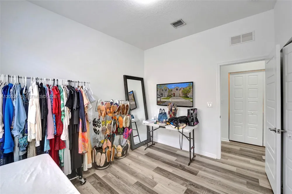 650 NE 191st Ter Miami, FL 33179