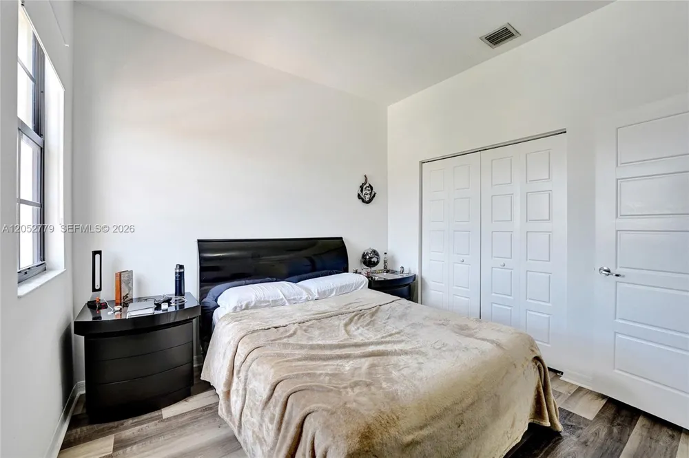 650 NE 191st Ter Miami, FL 33179