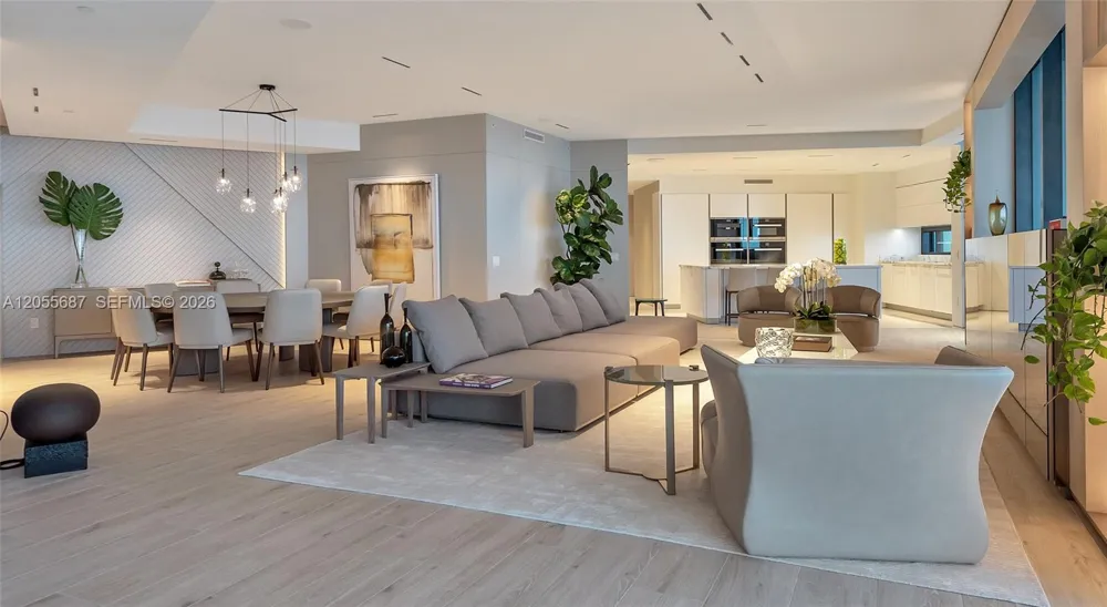 18555 Collins Ave #4705 Sunny Isles Beach, FL 33160