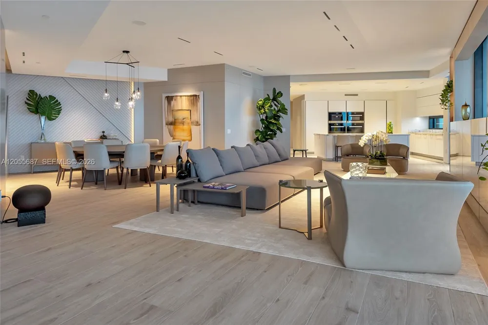18555 Collins Ave #4705 Sunny Isles Beach, FL 33160