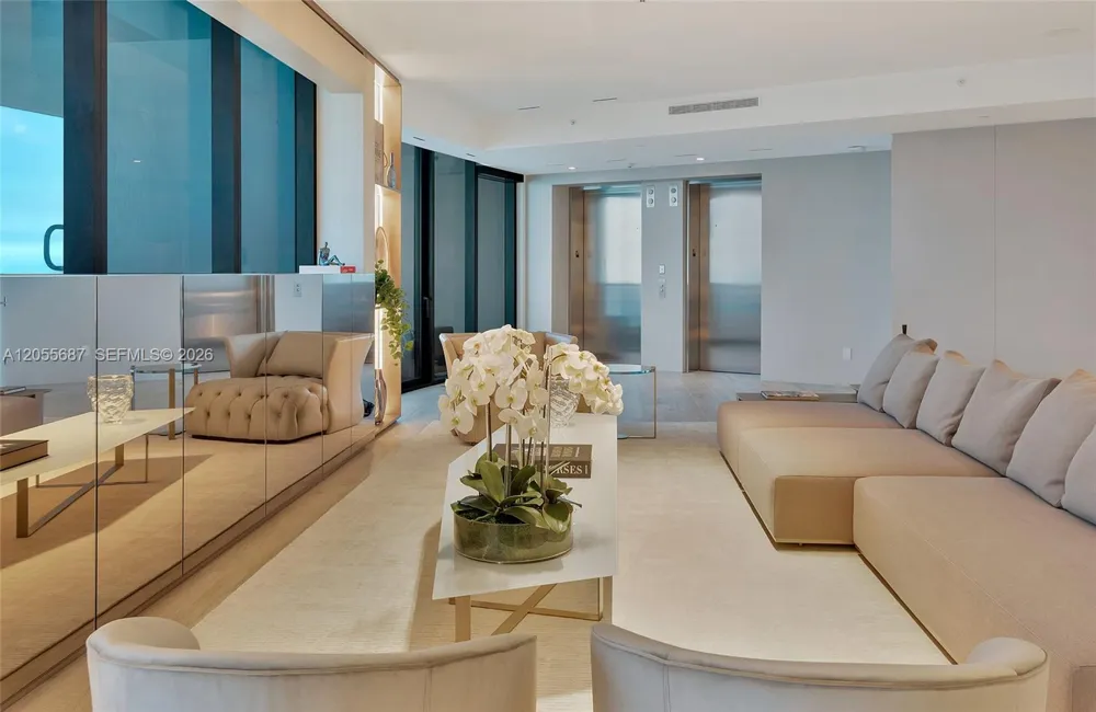 18555 Collins Ave #4705 Sunny Isles Beach, FL 33160