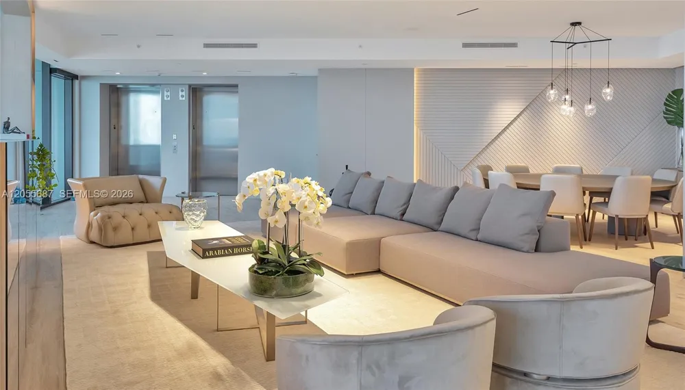 18555 Collins Ave #4705 Sunny Isles Beach, FL 33160
