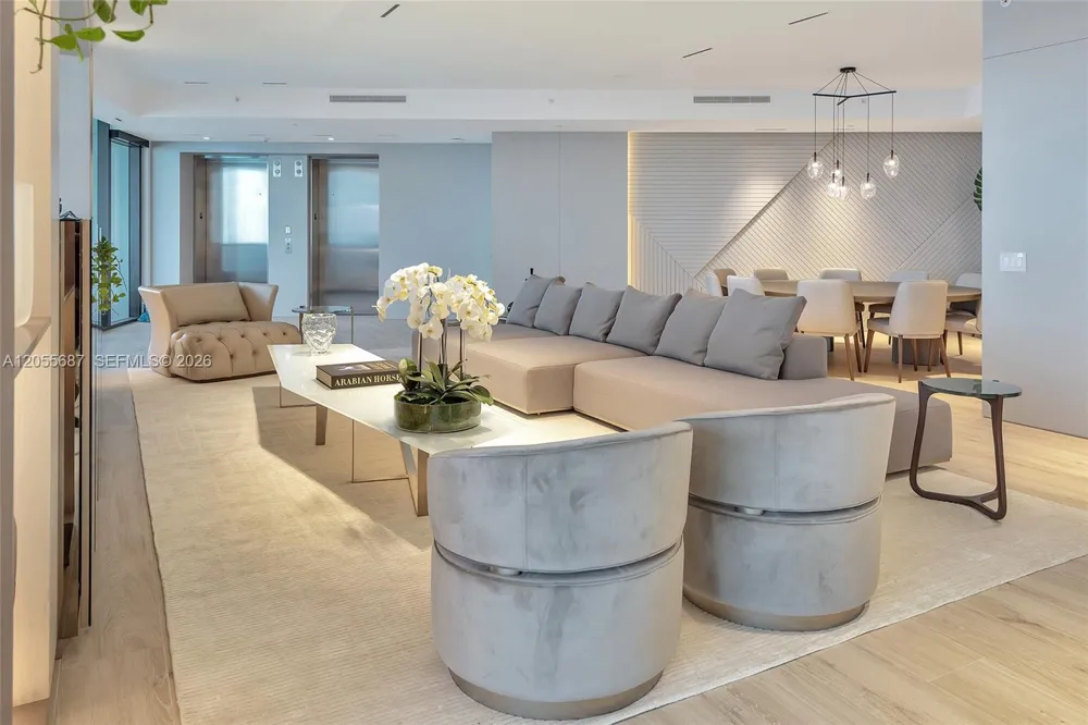 18555 Collins Ave #4705 Sunny Isles Beach, FL 33160