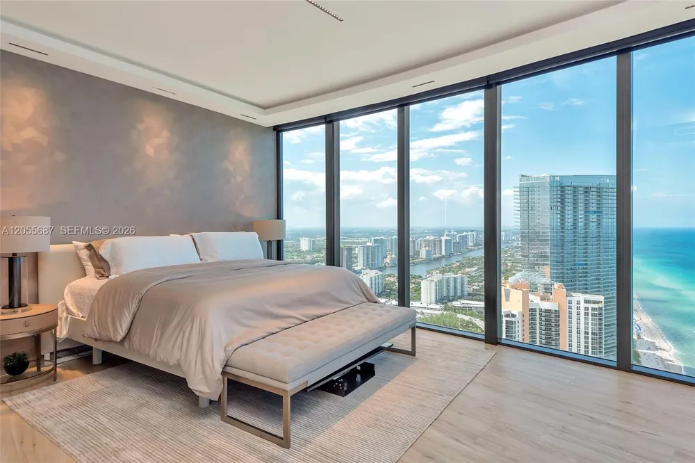 18555 Collins Ave #4705 Sunny Isles Beach, FL 33160