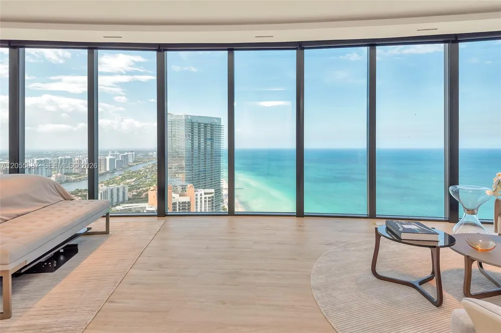 18555 Collins Ave #4705 Sunny Isles Beach, FL 33160