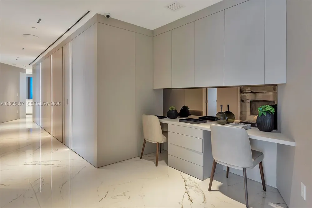 18555 Collins Ave #4705 Sunny Isles Beach, FL 33160