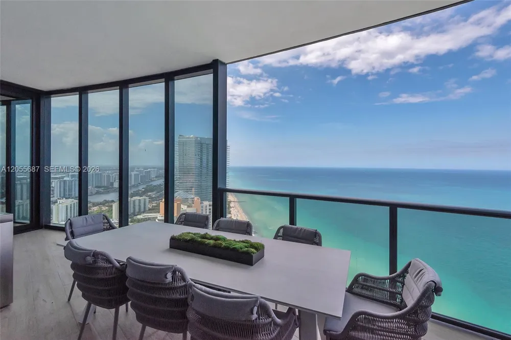 18555 Collins Ave #4705 Sunny Isles Beach, FL 33160