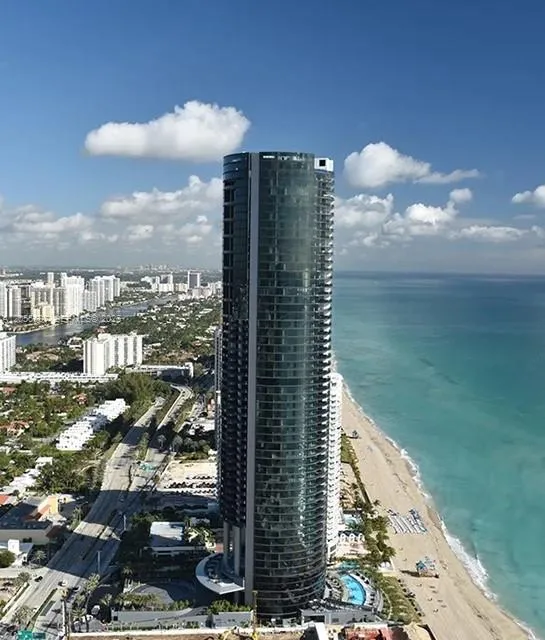 18555 Collins Ave #4705 Sunny Isles Beach, FL 33160