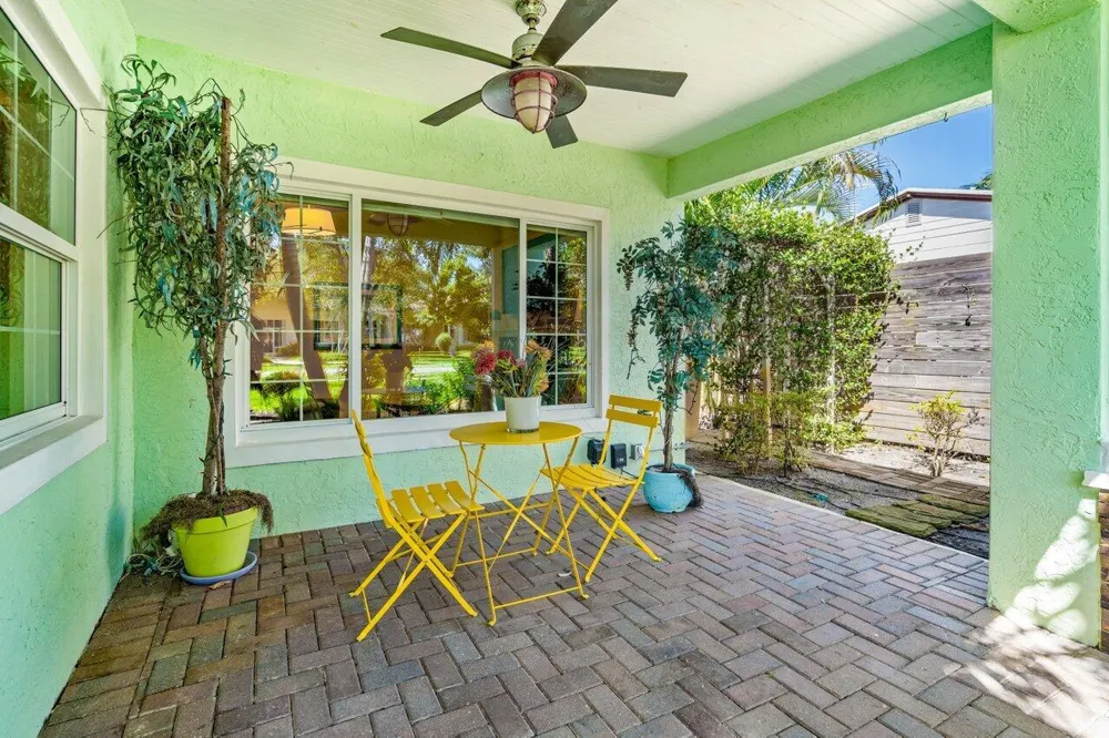 520 NE 3RD AVENUE Delray Beach, FL 33444