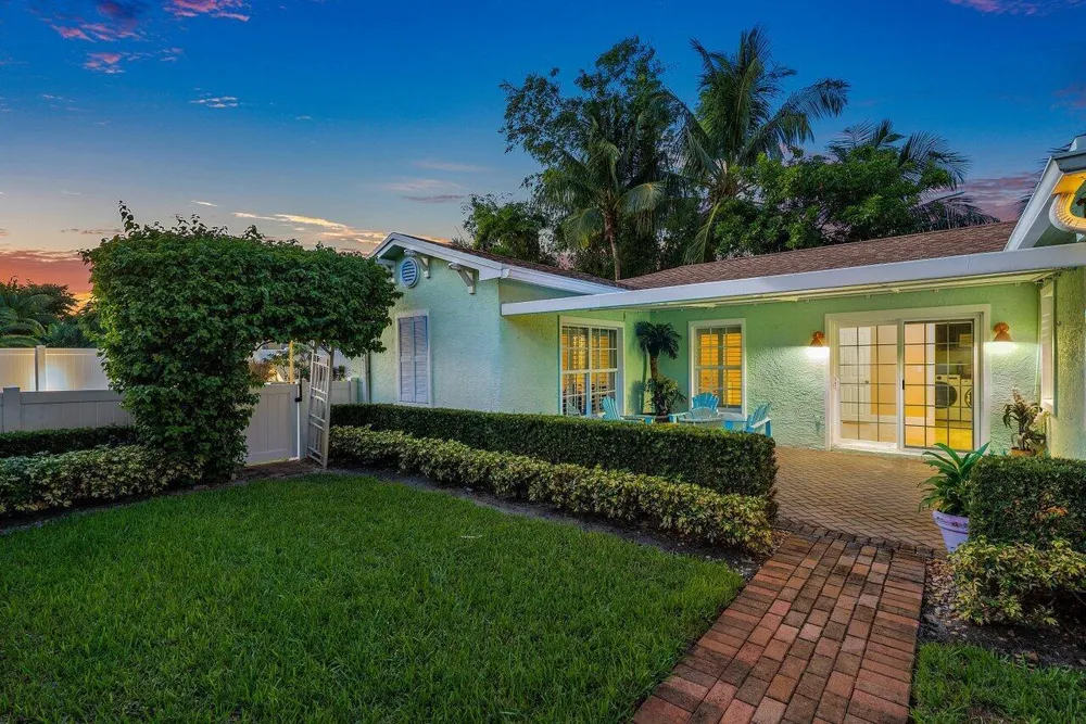 520 NE 3RD AVENUE Delray Beach, FL 33444