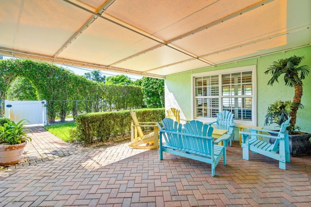 520 NE 3RD AVENUE Delray Beach, FL 33444