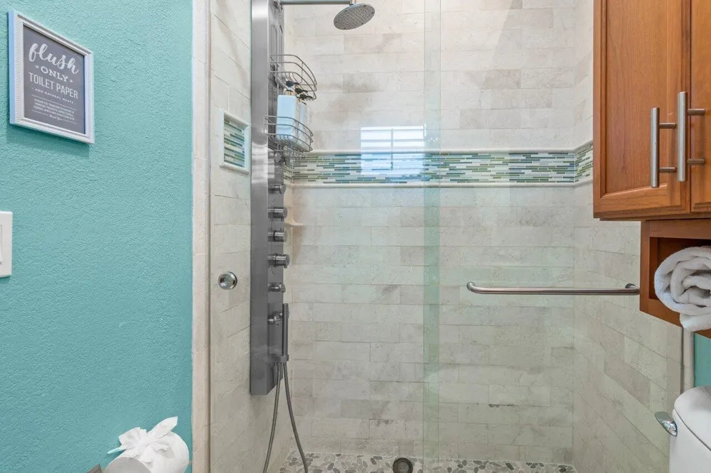 520 NE 3RD AVENUE Delray Beach, FL 33444