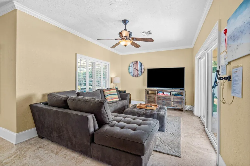 520 NE 3RD AVENUE Delray Beach, FL 33444