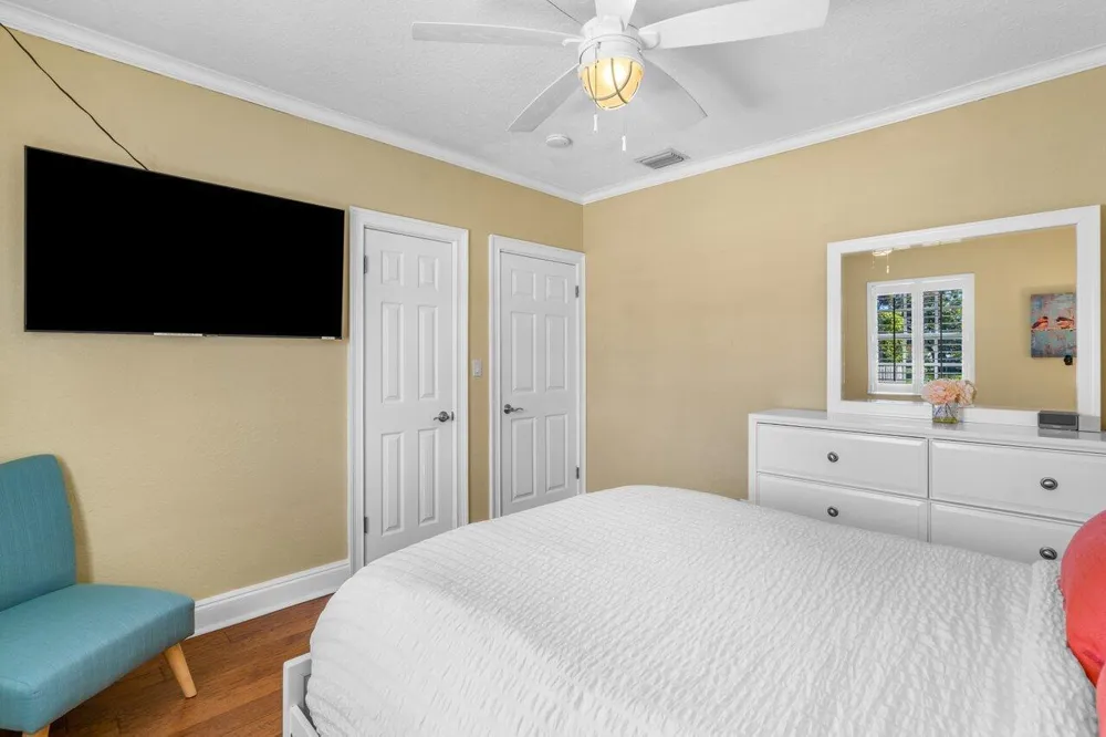 520 NE 3RD AVENUE Delray Beach, FL 33444