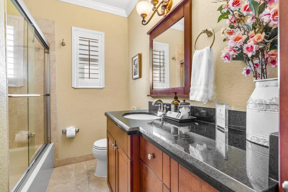 520 NE 3RD AVENUE Delray Beach, FL 33444
