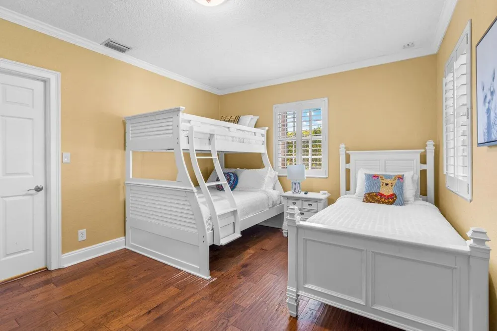 520 NE 3RD AVENUE Delray Beach, FL 33444