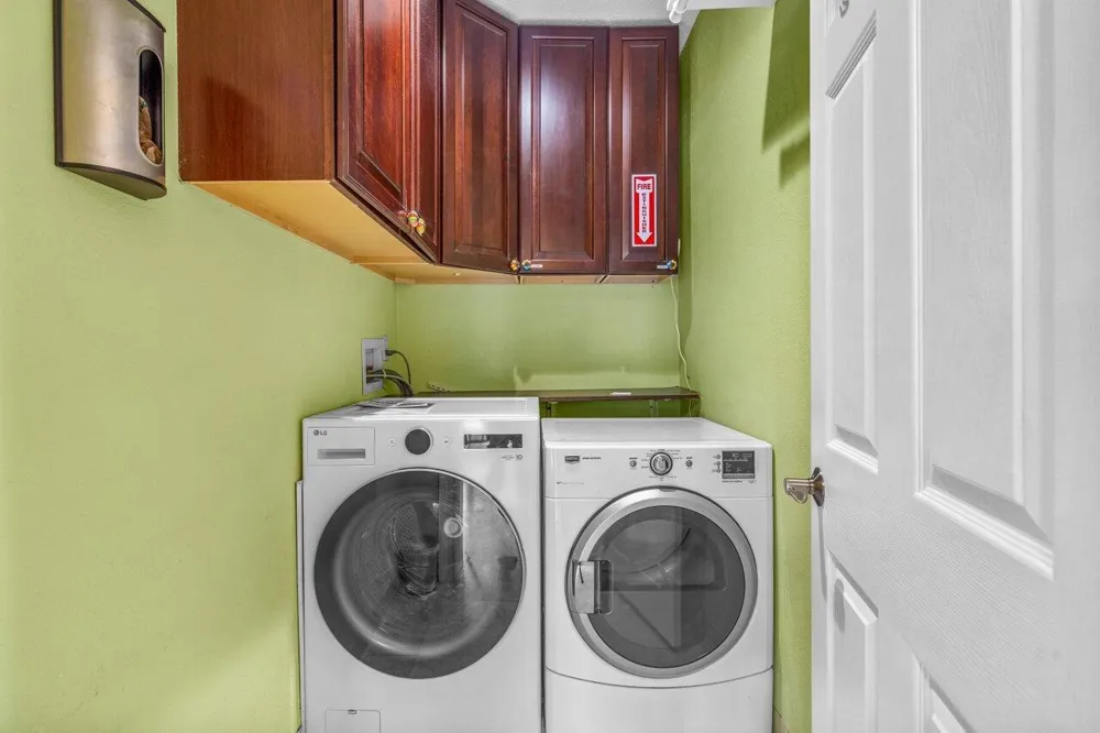 520 NE 3RD AVENUE Delray Beach, FL 33444