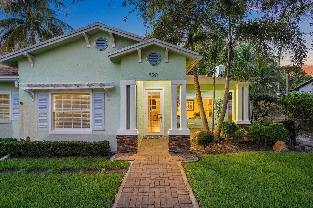 520 NE 3RD AVENUE Delray Beach, FL 33444