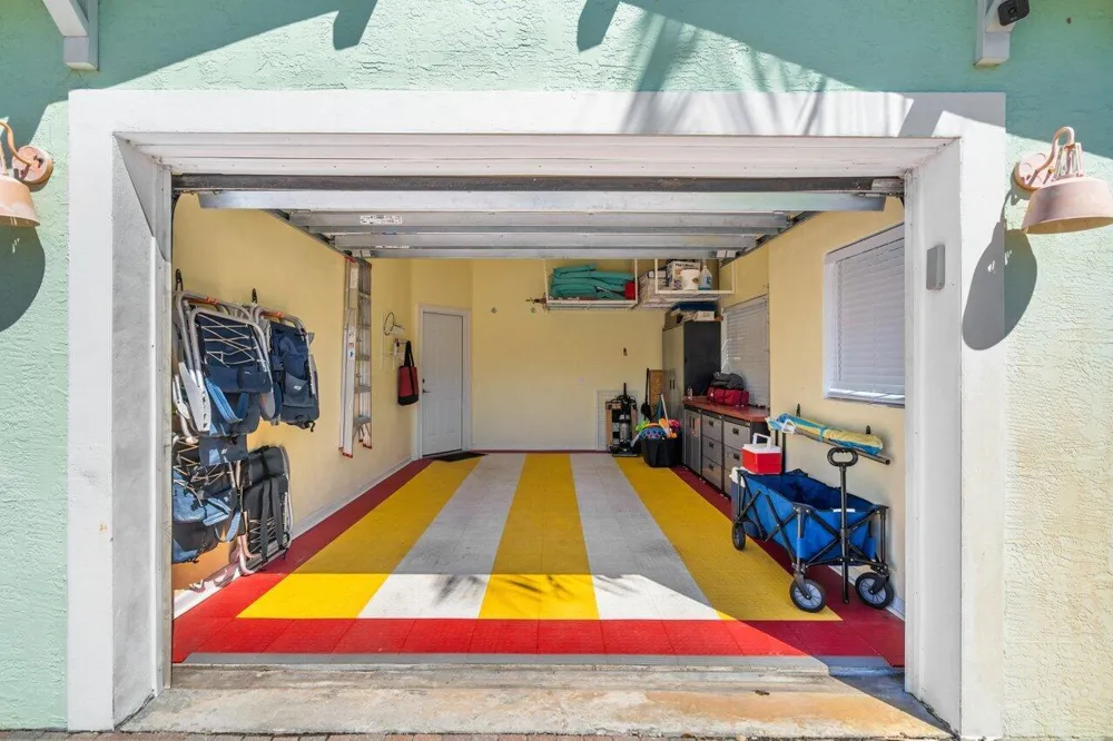520 NE 3RD AVENUE Delray Beach, FL 33444