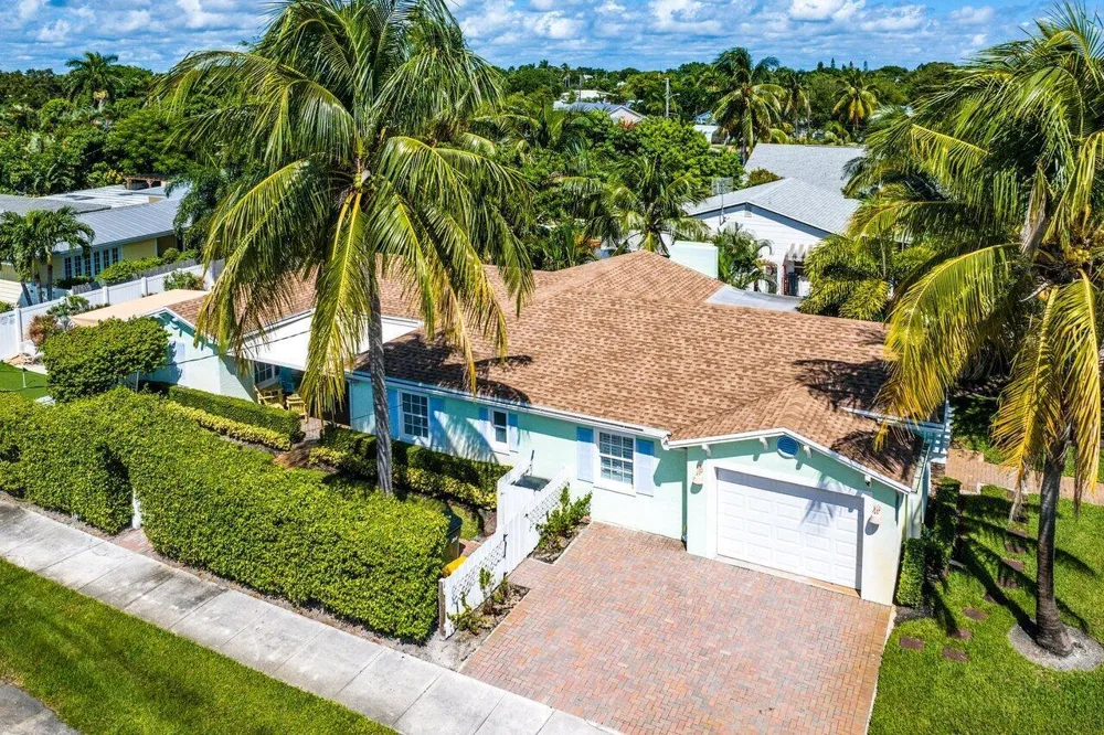 520 NE 3RD AVENUE Delray Beach, FL 33444