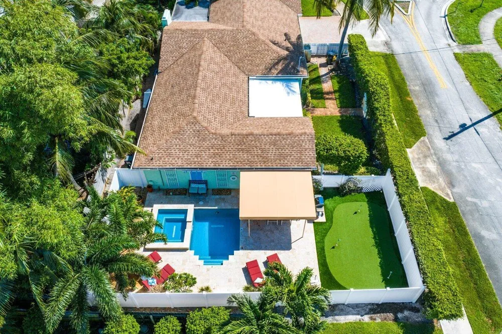 520 NE 3RD AVENUE Delray Beach, FL 33444