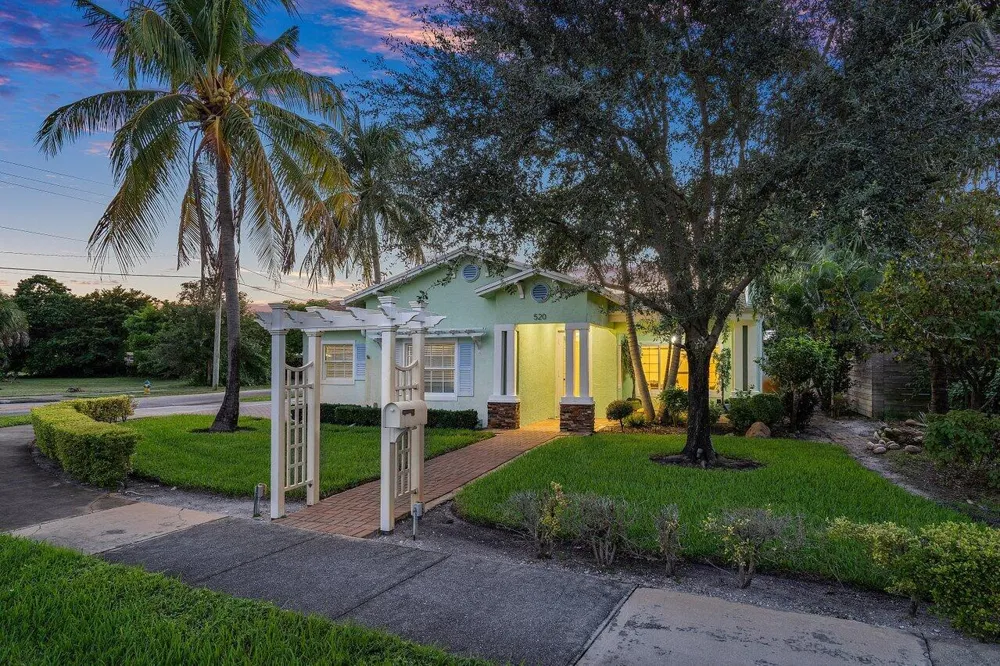 520 NE 3RD AVENUE Delray Beach, FL 33444