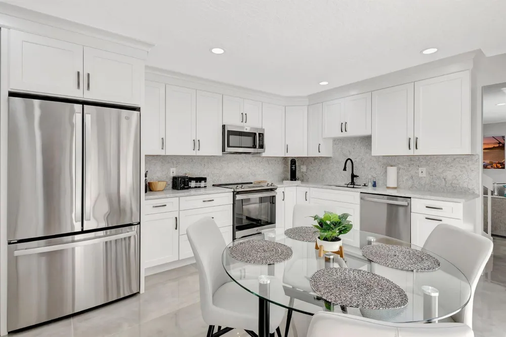 355 Prestwick Circle #4 Palm Beach Gardens, FL 33418