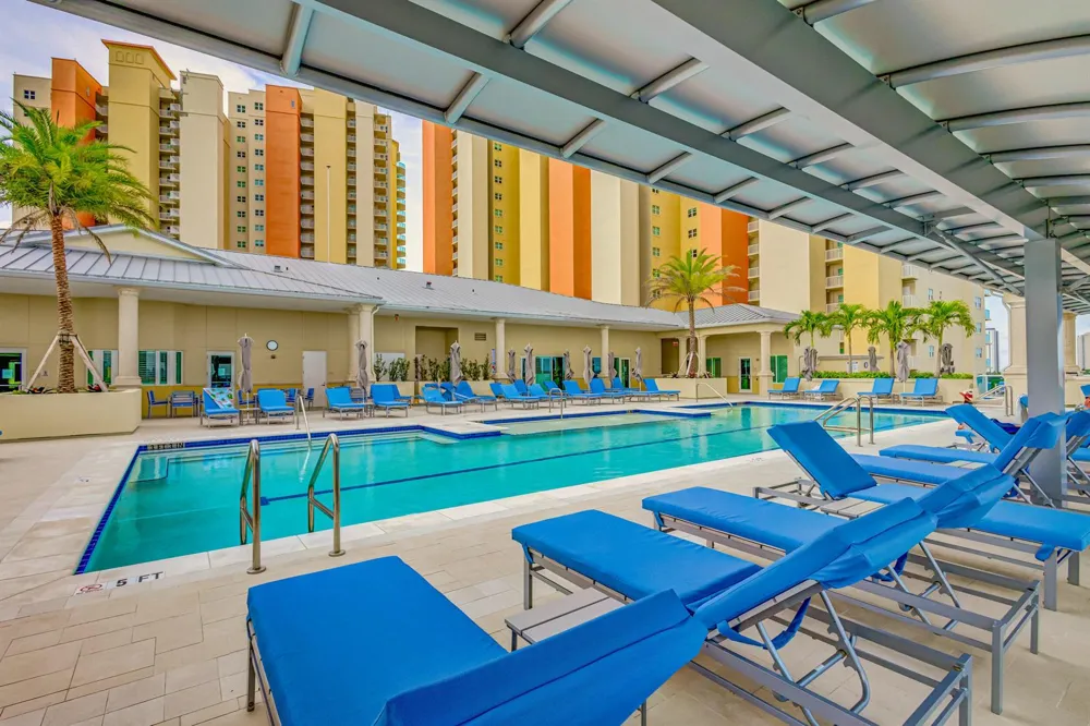 2640 LAKE SHORE DRIVE #2014 Riviera Beach, FL 33404