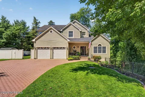 5 Grant Court