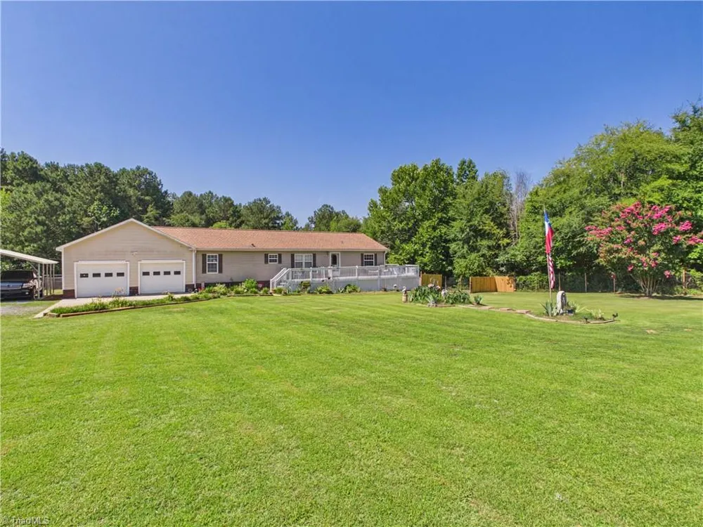 504 Nc Highway 62 Pleasant Garden, NC 27313