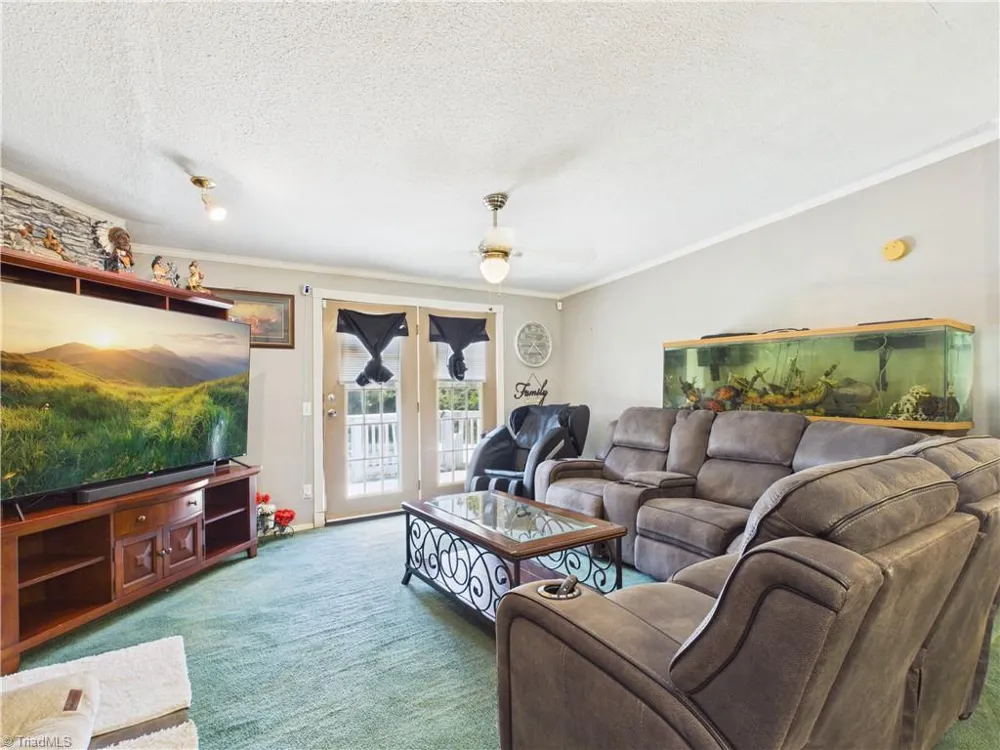 504 Nc Highway 62 Pleasant Garden, NC 27313