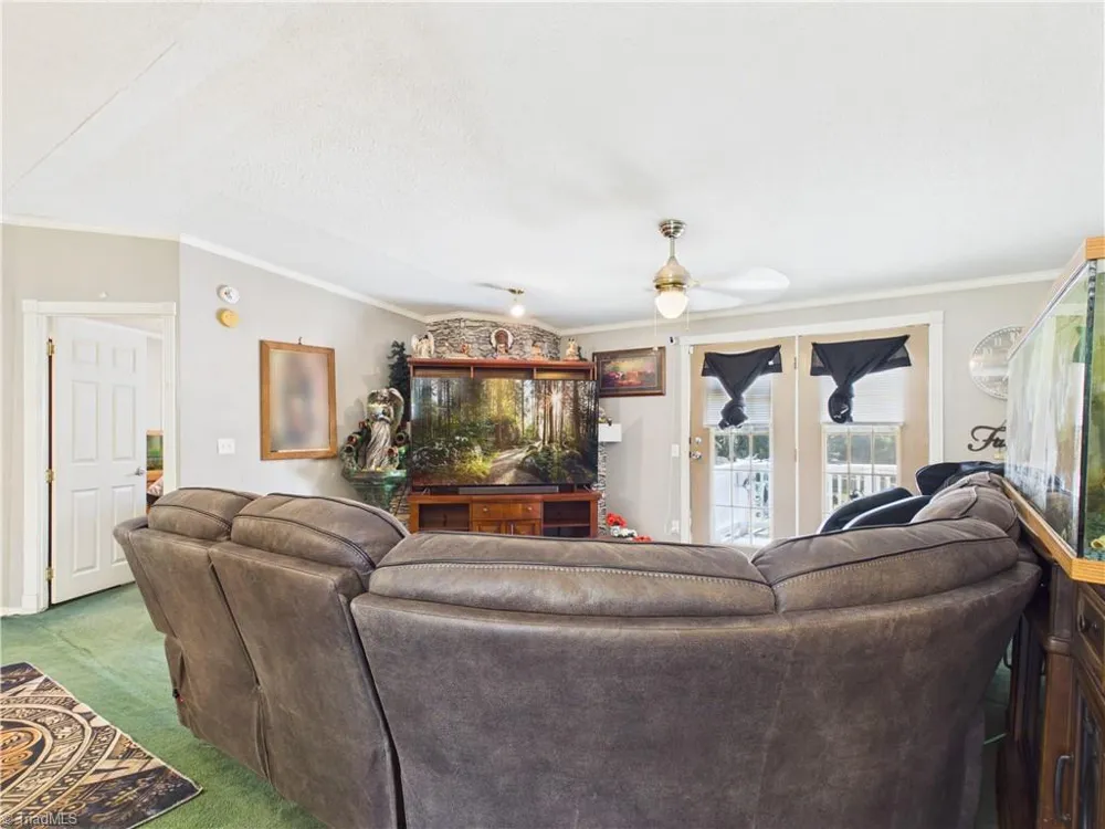 504 Nc Highway 62 Pleasant Garden, NC 27313