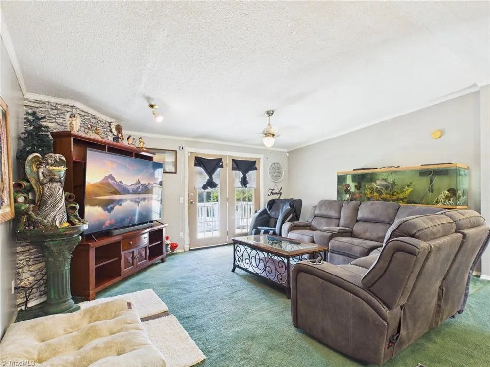 504 Nc Highway 62 Pleasant Garden, NC 27313