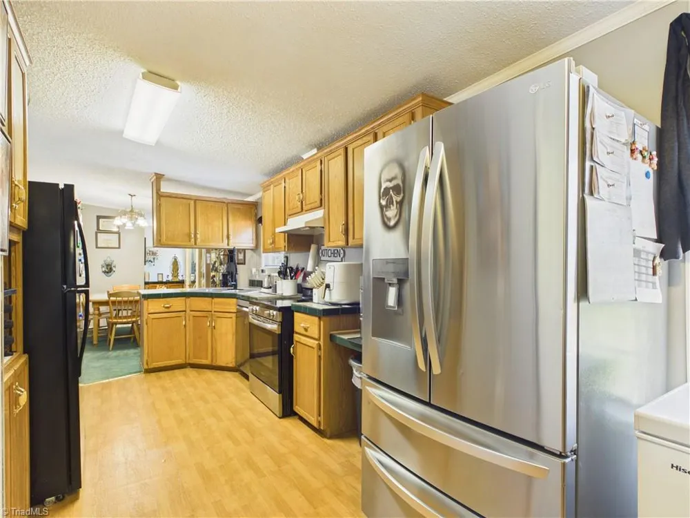 504 Nc Highway 62 Pleasant Garden, NC 27313
