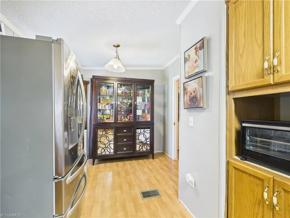 504 Nc Highway 62 Pleasant Garden, NC 27313