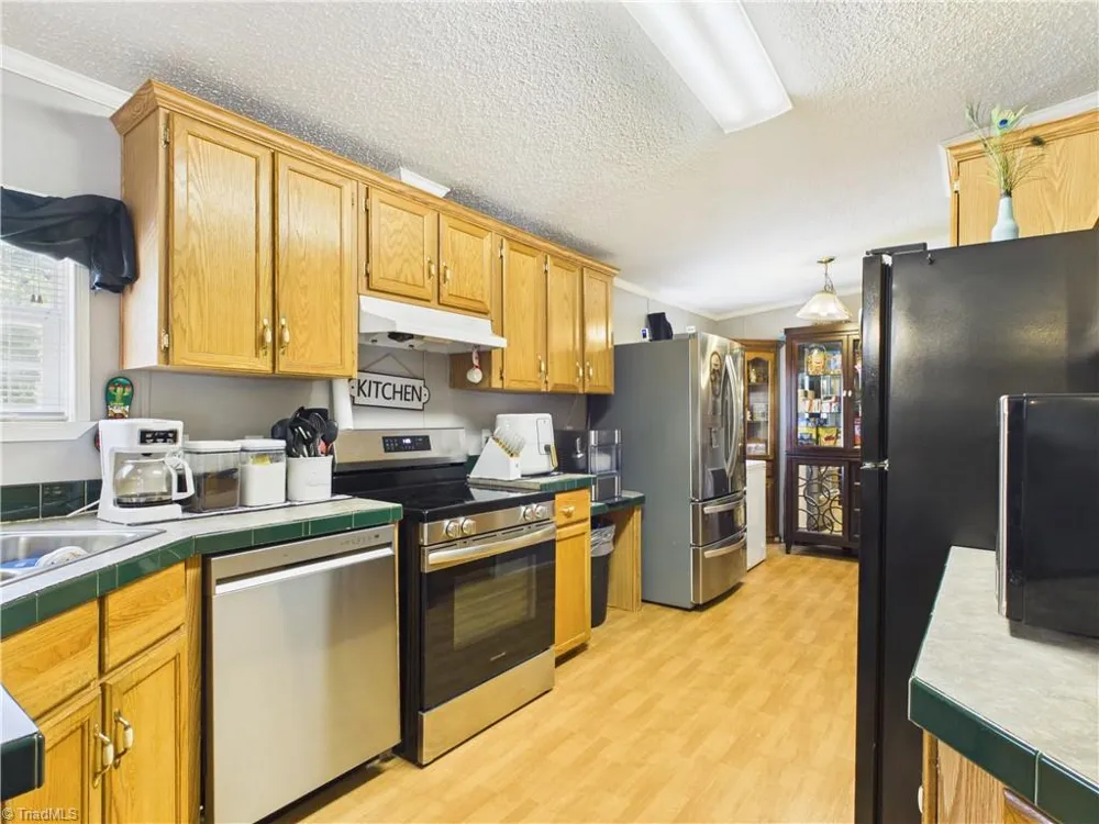 504 Nc Highway 62 Pleasant Garden, NC 27313