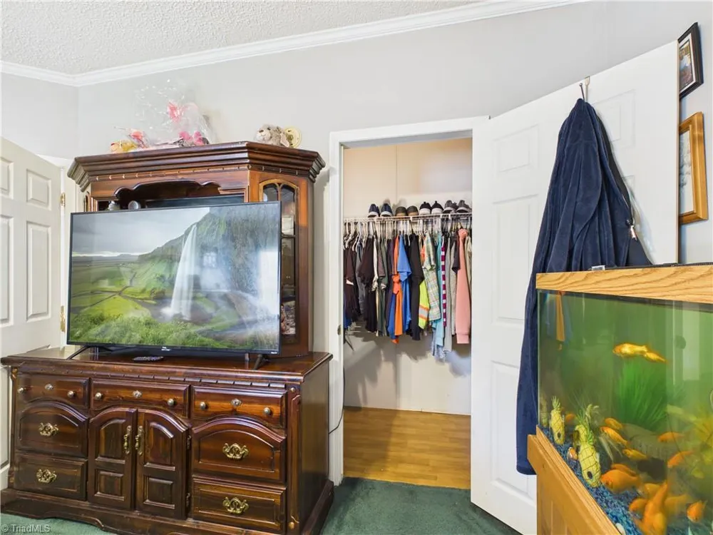 504 Nc Highway 62 Pleasant Garden, NC 27313