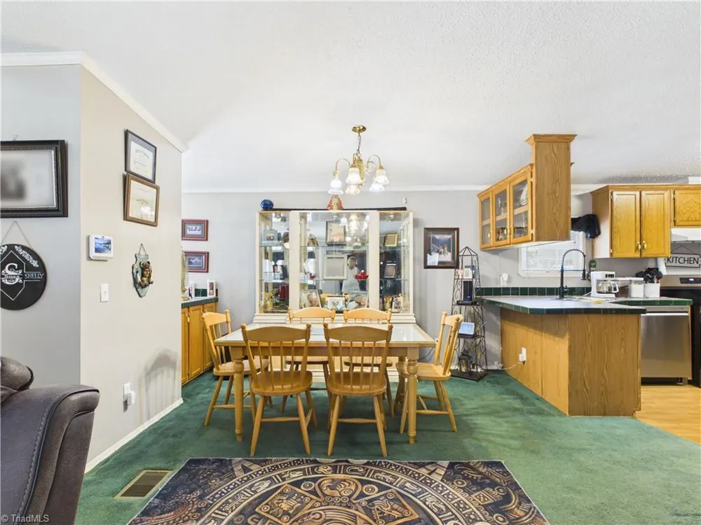 504 Nc Highway 62 Pleasant Garden, NC 27313