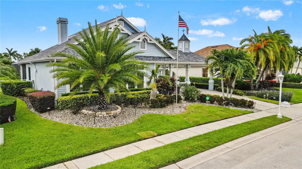 4739 PINNACLE DRIVE Bradenton, FL 34208