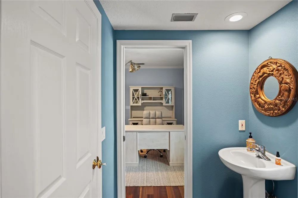 4739 PINNACLE DRIVE Bradenton, FL 34208