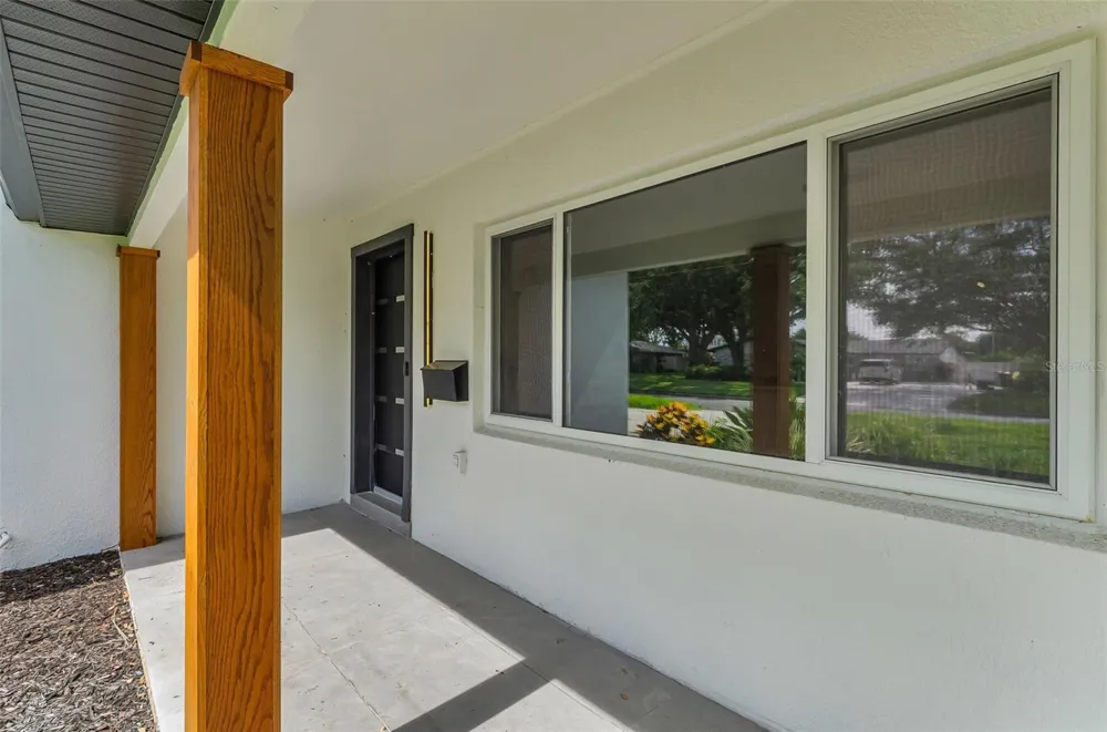 850 RAFAEL BOULEVARD NE St Petersburg, FL 33704