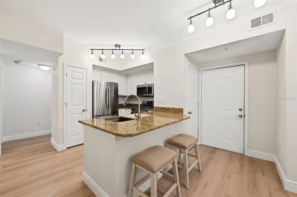 239 LONGVIEW AVENUE #207 Celebration, FL 34747
