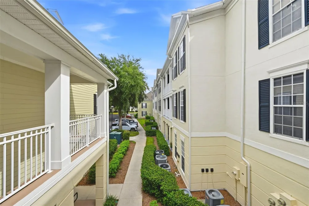 239 LONGVIEW AVENUE #207 Celebration, FL 34747