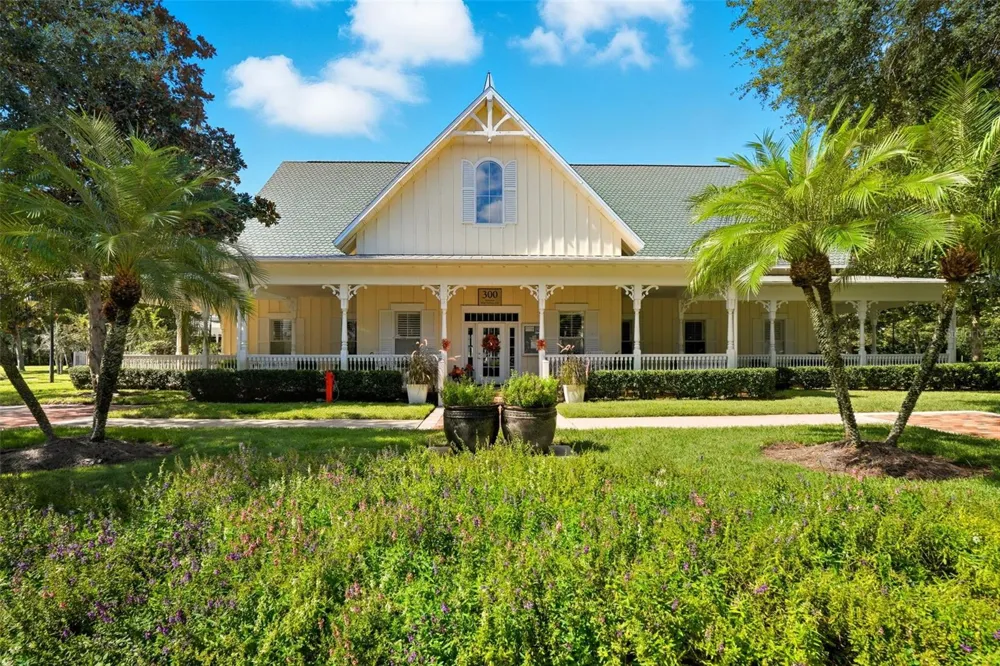 239 LONGVIEW AVENUE #207 Celebration, FL 34747