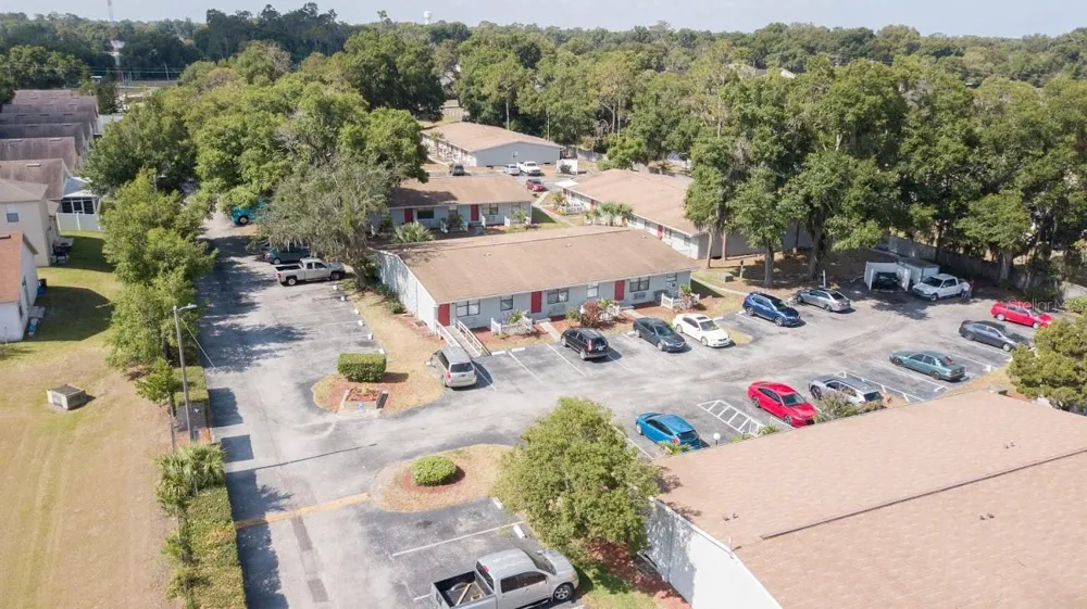 1400 STRAWBERRY PLACE #12 Plant City, FL 33563