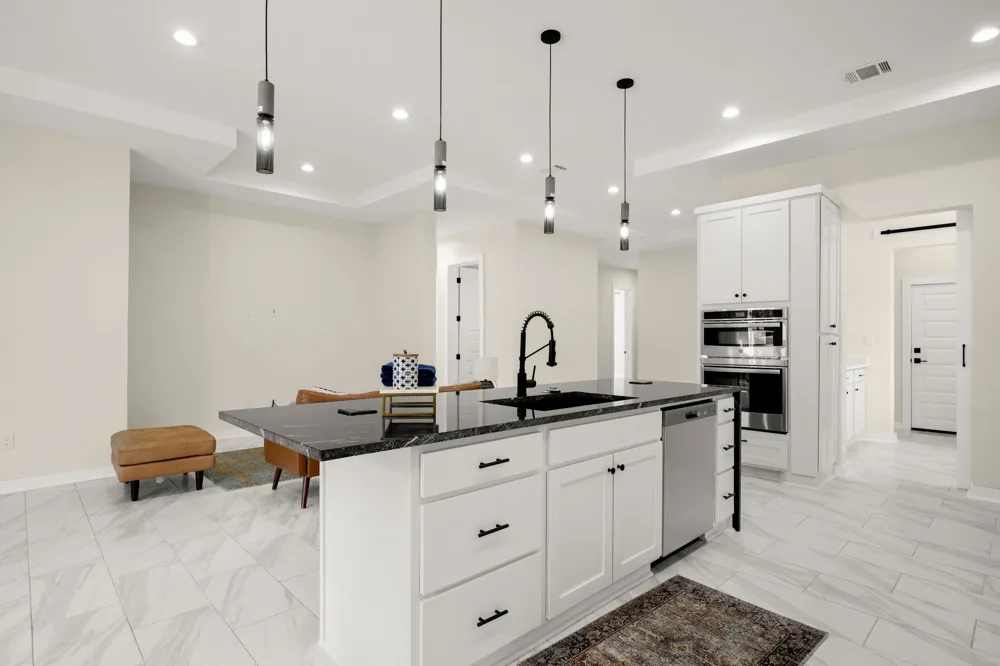 2401 Thurber Lane Lago Vista, TX 78545