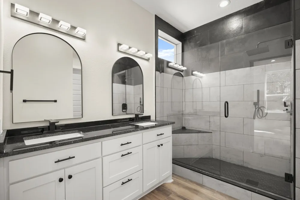 2401 Thurber Lane Lago Vista, TX 78545