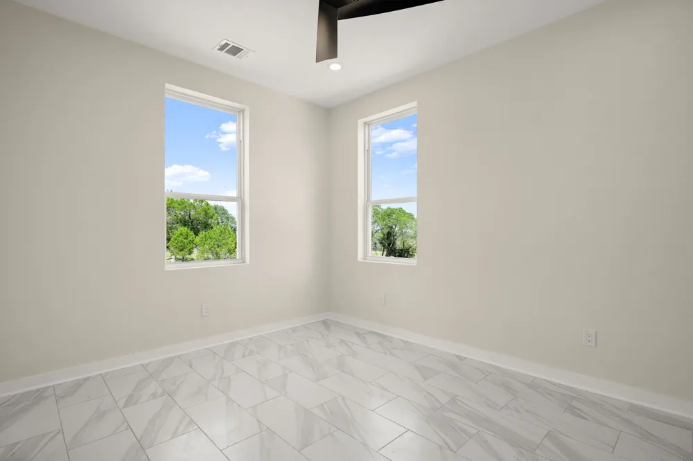 2401 Thurber Lane Lago Vista, TX 78545
