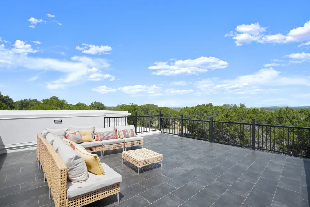 2401 Thurber Lane Lago Vista, TX 78545